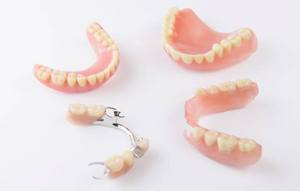 different kinds of dentures